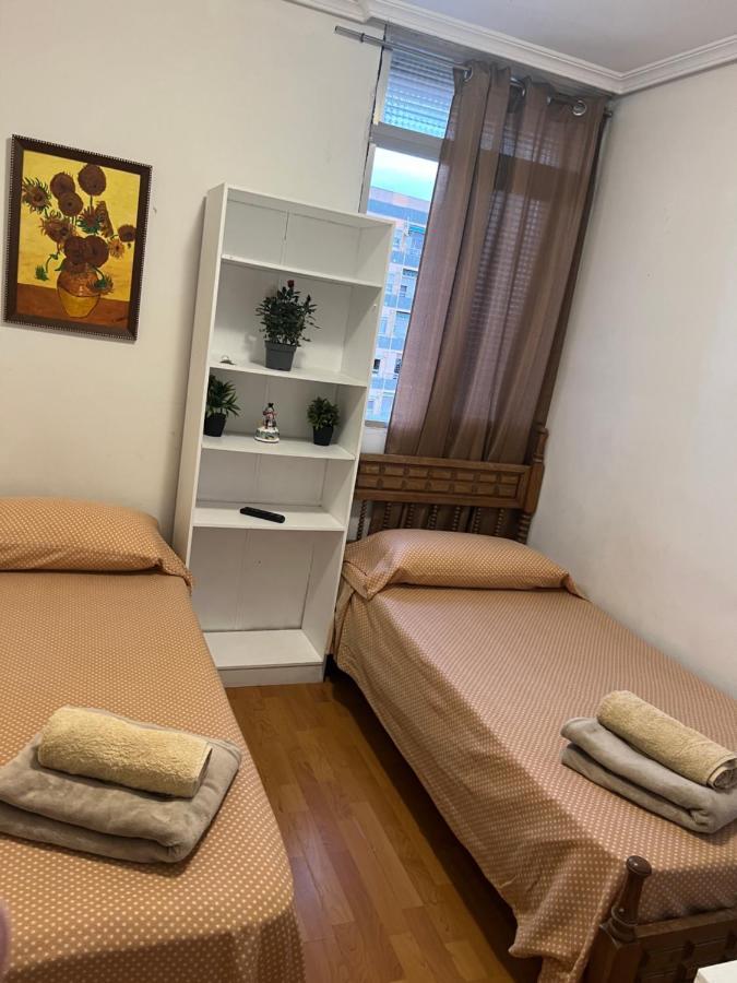 Malvarrosa Simple Shared Home Valenza Esterno foto